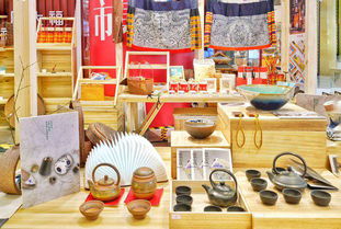 從書齋到田野，以創意點亮希望 湖大師生十年扶貧路結出文藝碩果